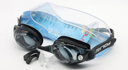 Очки  для плавания в футляре